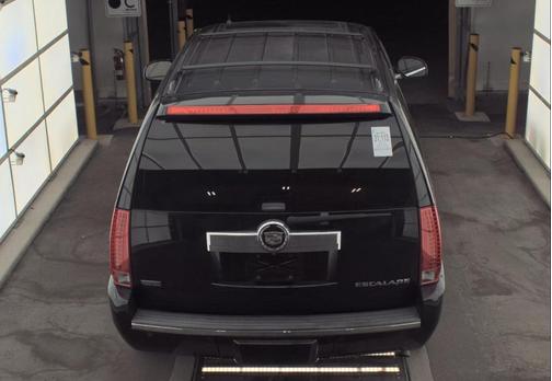 2012 Cadillac Escalade Luxury