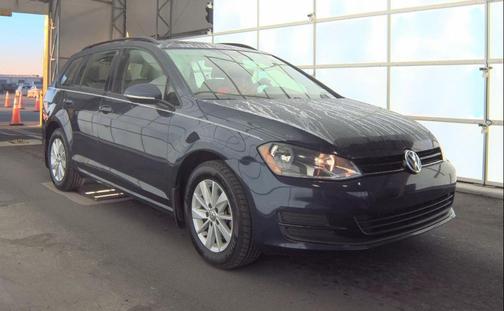 2015 Volkswagen Golf SportWagen TSI S 4-Door