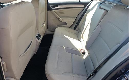2015 Volkswagen Golf SportWagen TSI S 4-Door