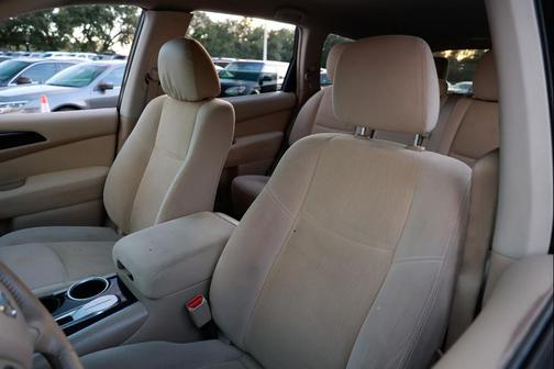 2013 Nissan Pathfinder SV