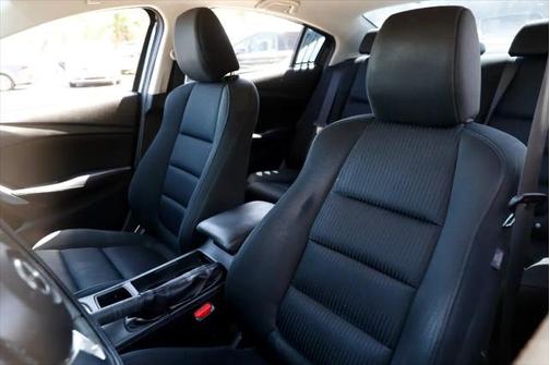 2015 Mazda Mazda6 i Sport