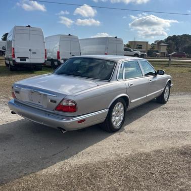 2002 Jaguar XJ8 XJ8 4DR SEDAN