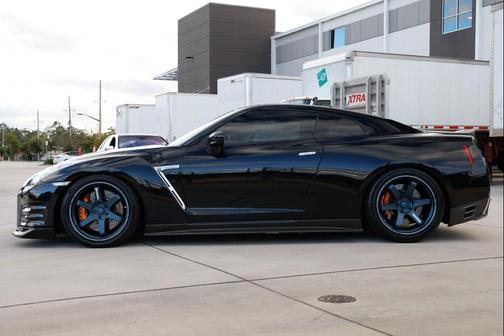 2016 Nissan GT-R Premium