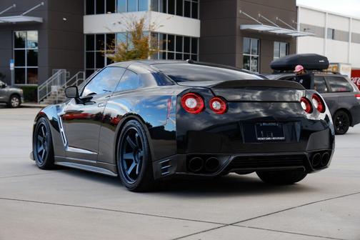 2016 Nissan GT-R Premium