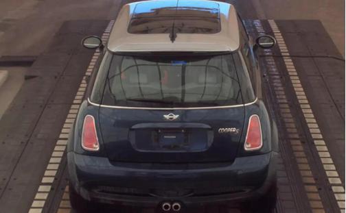 BLUE 2006 MINI Cooper S Base