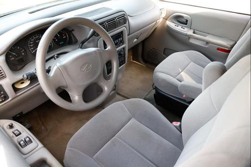 2004 Oldsmobile Silhouette GL