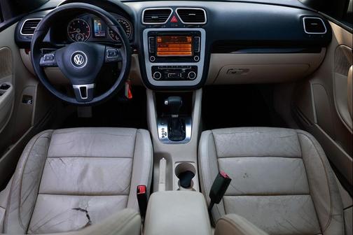 2011 Volkswagen Eos Lux