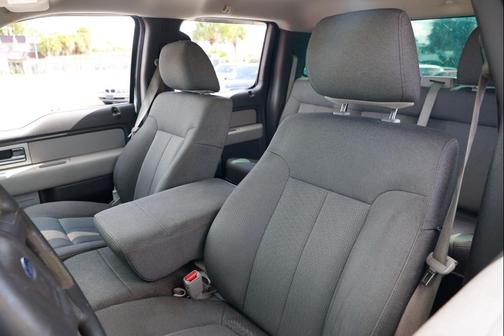 2010 Ford F-150 XL SuperCrew