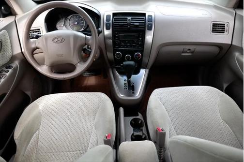 2005 Hyundai TUCSON LX