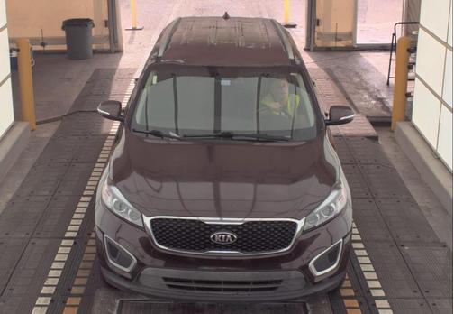 2016 Kia Sorento LX