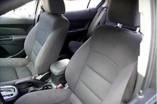 2013 Chevrolet Cruze 1LT