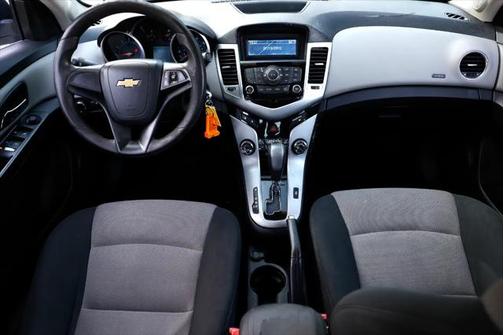 2012 Chevrolet Cruze LS