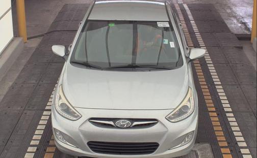 2014 Hyundai Accent GLS