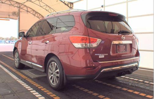 2015 Nissan Pathfinder SL