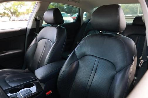 Sangria 2017 Kia Optima EX