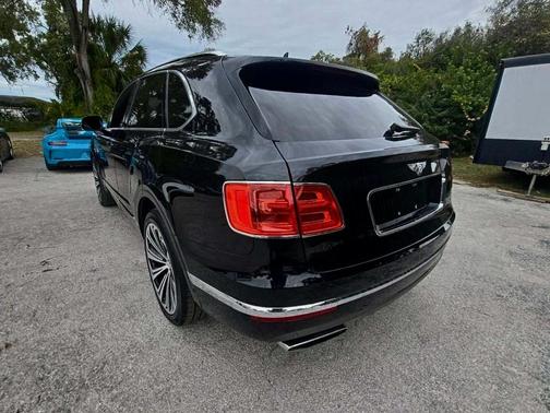 2018 Bentley Bentayga W12 Signature