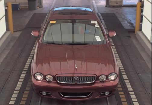 MAROON 2008 Jaguar XJ Base
