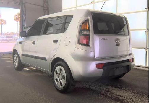 SILVER 2010 Kia Soul Base