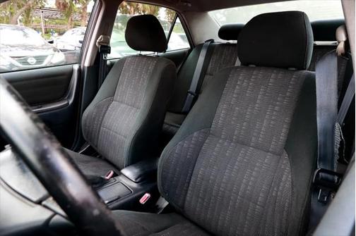 2001 Lexus IS 300 Base
