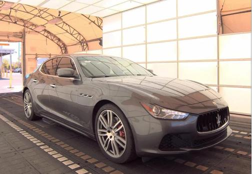 GRAY 2016 Maserati Ghibli S Q4