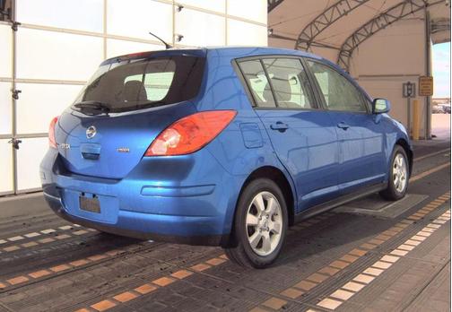 2012 Nissan Versa 1.8 S