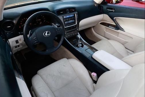 2010 Lexus IS 250C Base