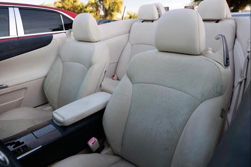 2010 Lexus IS 250C Base