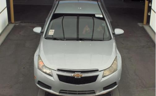Silver Ice Metallic 2013 Chevrolet Cruze 1LT
