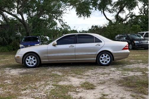 2000 Mercedes-Benz S-Class S500