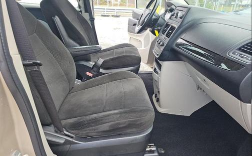 2012 Dodge Grand Caravan SE/AVP