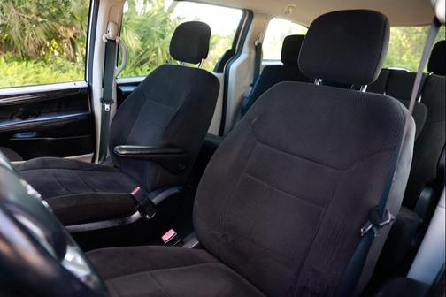 2012 Dodge Grand Caravan SE/AVP