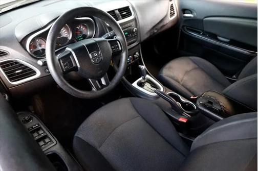 2014 Dodge Avenger SE