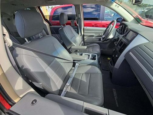2008 Dodge Grand Caravan SXT