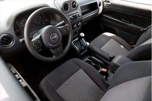 2012 Jeep Compass Sport