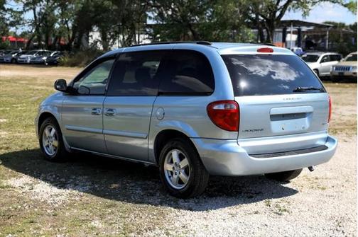 2006 Dodge Caravan SXT