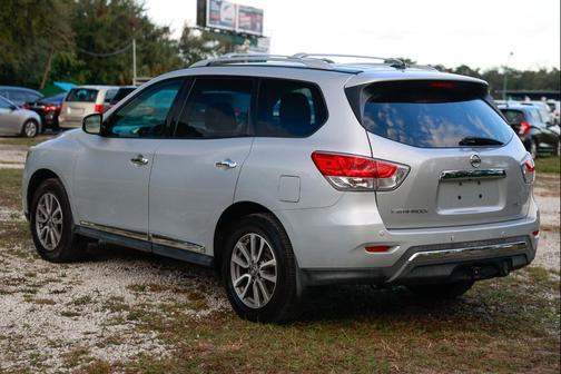 2013 Nissan Pathfinder SL