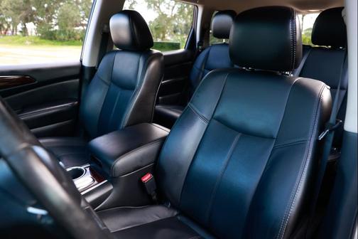 2013 Nissan Pathfinder SL