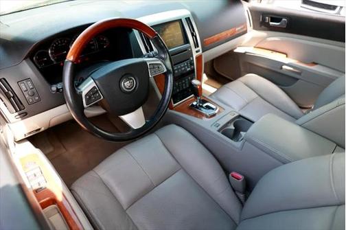 2011 Cadillac STS Luxury