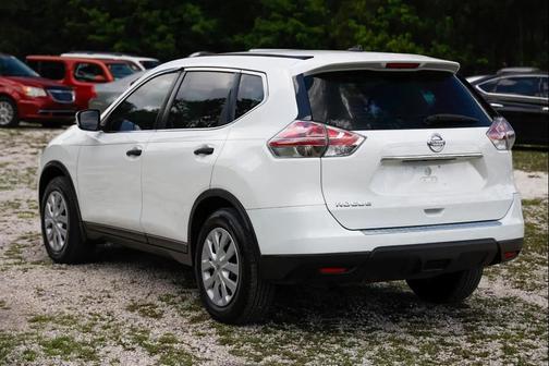 Glacier White 2016 Nissan Rogue S
