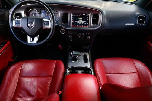 2012 Dodge Charger SXT