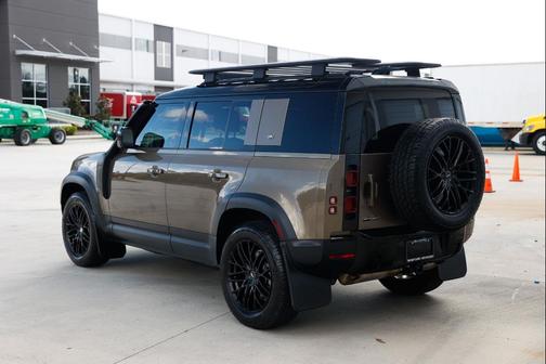 2020 Land Rover Defender 110 First Edition