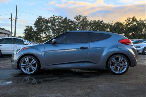 2015 Hyundai Veloster Base