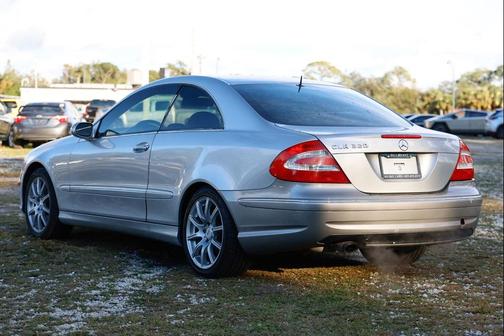 2004 Mercedes-Benz CLK-Class 320
