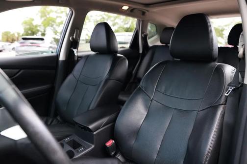 Arctic Blue Metallic 2016 Nissan Rogue SL