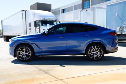 2020 BMW X6 M50i