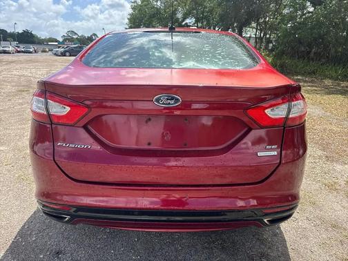 2014 Ford Fusion SE