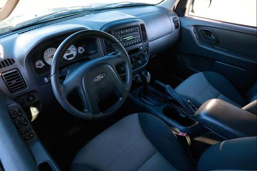 2007 Ford Escape XLS