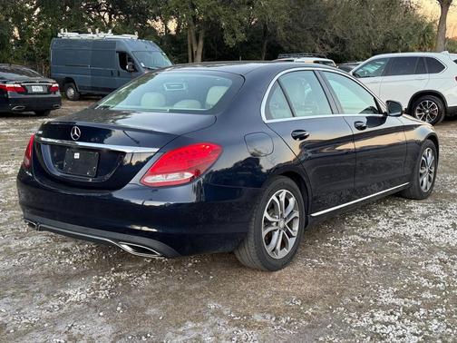 2016 Mercedes-Benz C-Class 4DR SEDAN