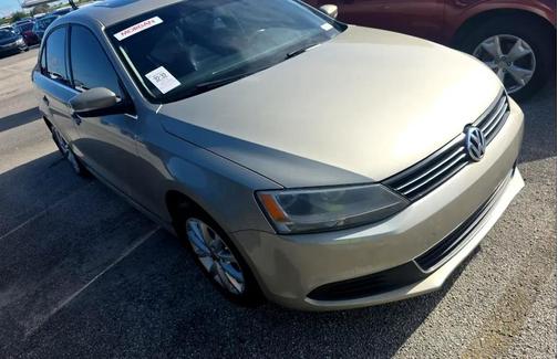 2014 Volkswagen Jetta Auto SE w/Connectivity