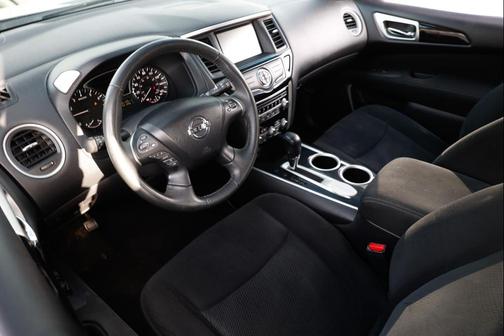 2015 Nissan Pathfinder SV